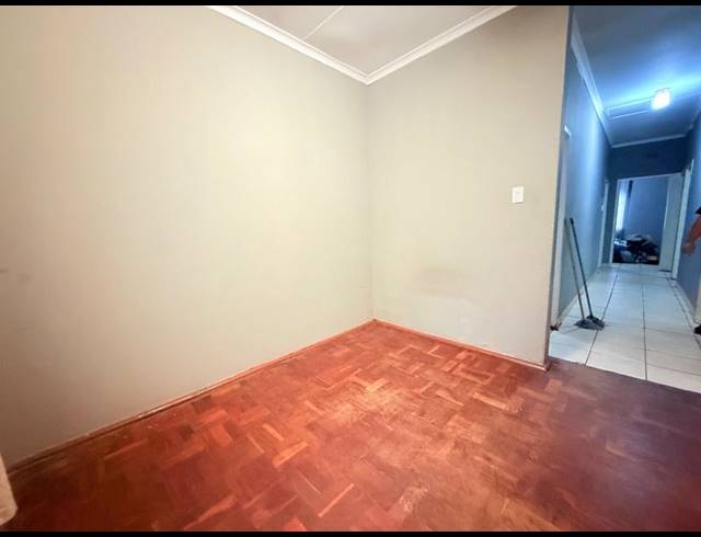 3 BEDROOM HOUSE FOR SALE IN VANDERBIJLPARK CE 1